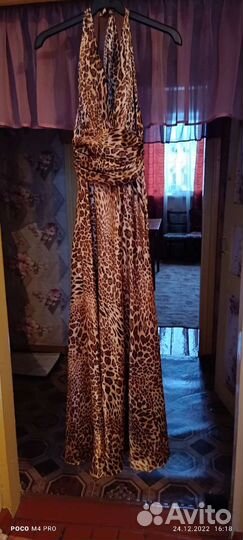 Вечернее платье 46 размера в пол