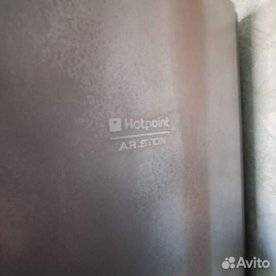 Холодильник Hotpoint ariston