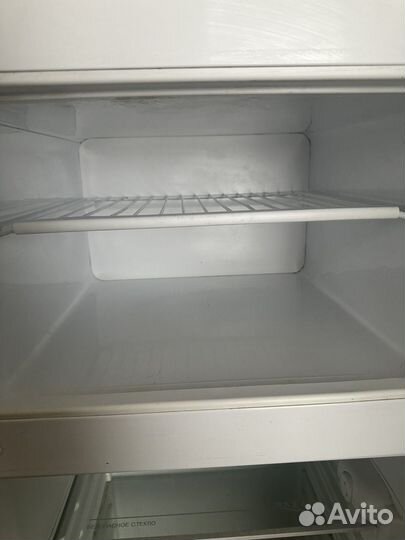 Холодильник Vestel