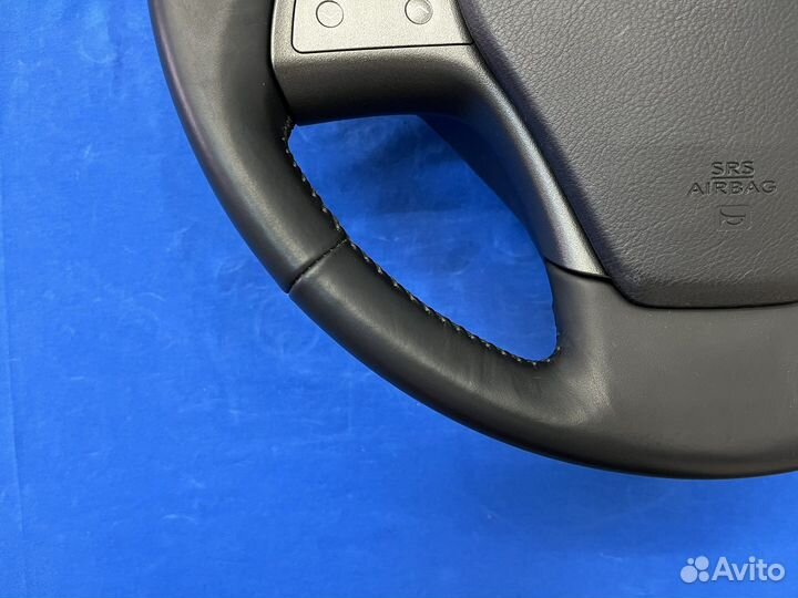 Оригинальный кожаный руль Lexus HS250h