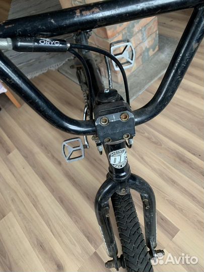 Трюковой велосипед BMX