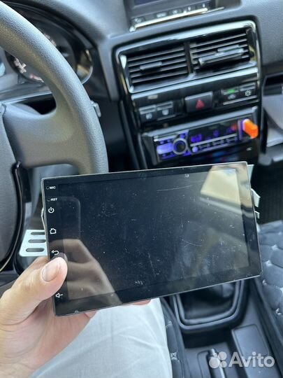 Планшет на priora 2