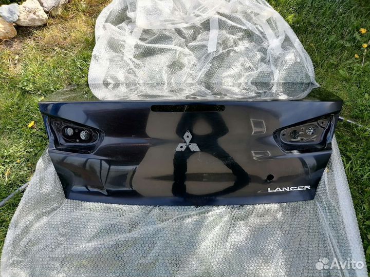 Крышка багажника mitsubishi lancer 10