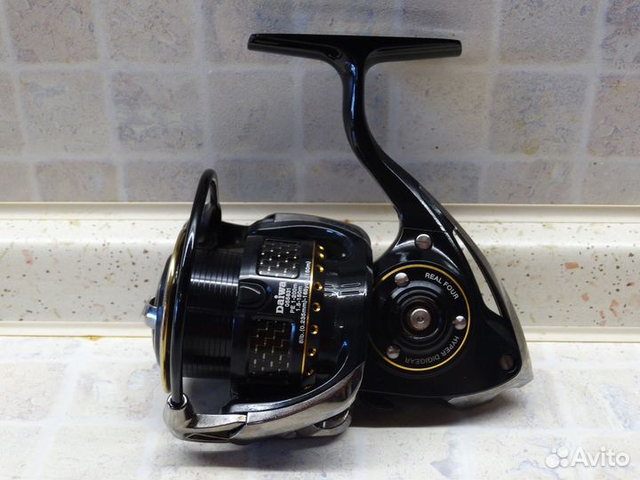 Катушка Daiwa exist branzino Hyper Custom 2508R