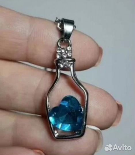 Кулон на цепочке