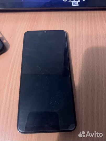Samsung Galaxy A50, 4/64 ГБ