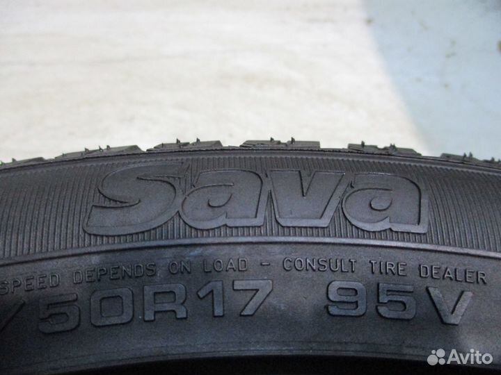 Sava Eskimo HP 215/50 R17