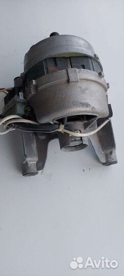Двигатель от стиральной машины