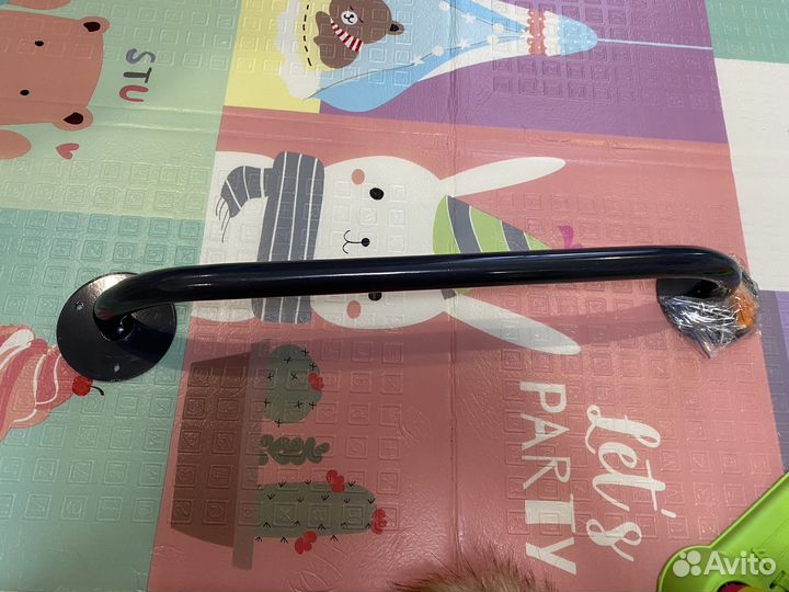 Поручень для ванной