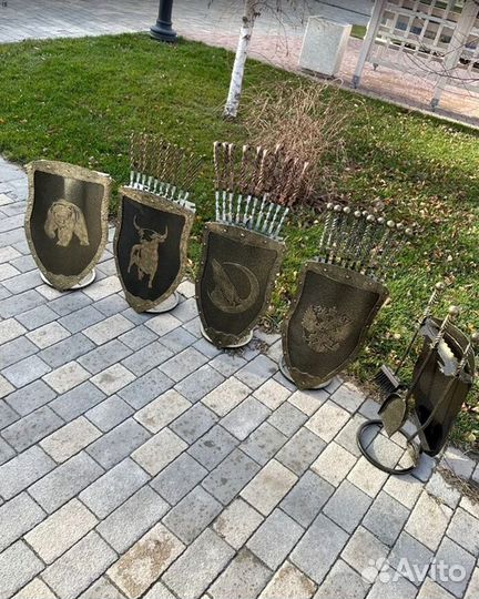 Щит подарочный/ подставка под шампуры