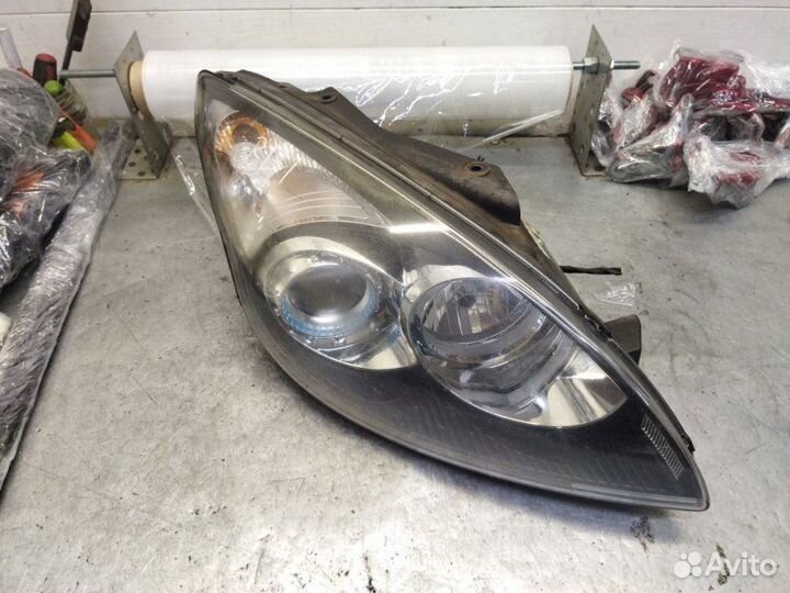 Фара передняя правая Hyundai I30 хетчбэк 1.4 G4FA
