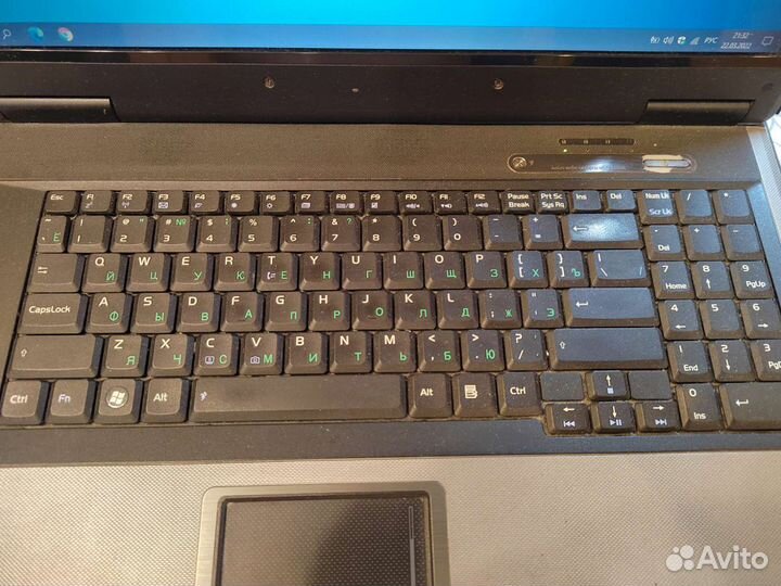 Ноутбук asus F7se