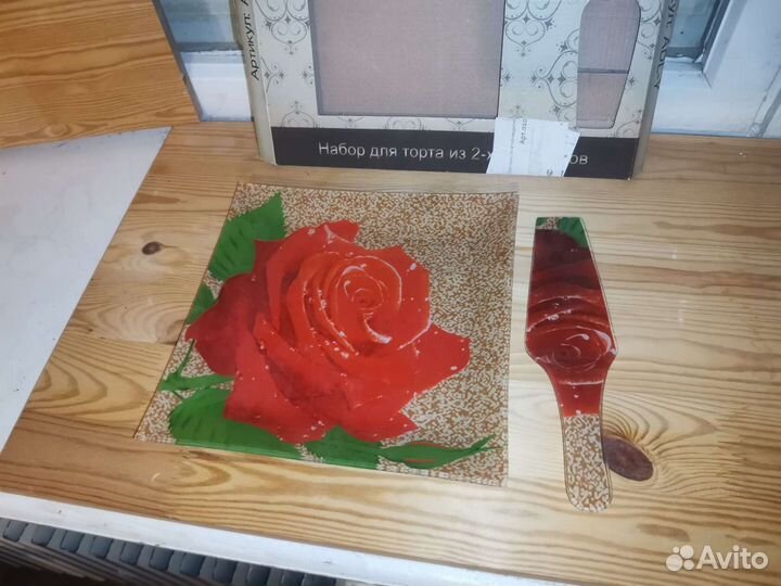 Тортница с лопаткой