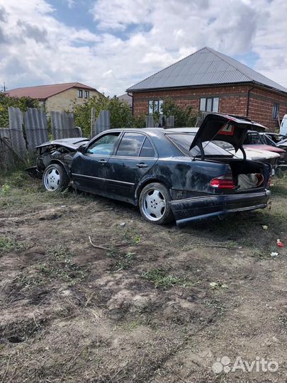 Mercedes w210 на разбор