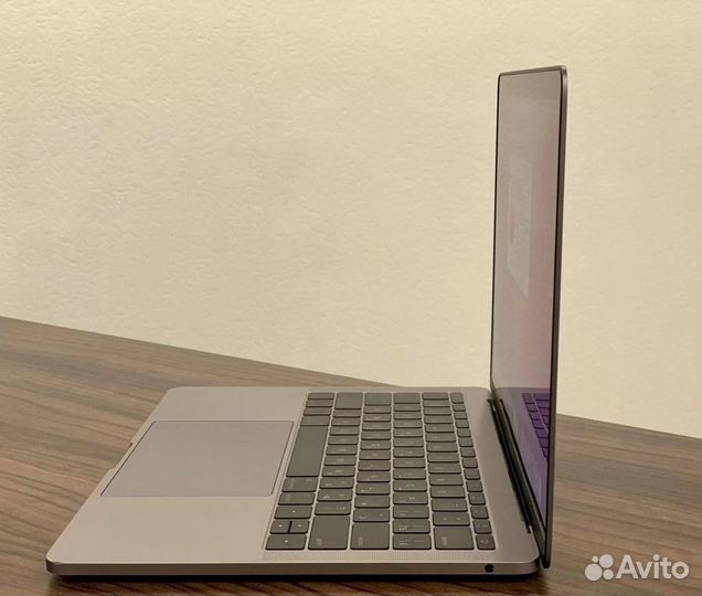 Apple MacBook Pro 13 2017 i7/8/256