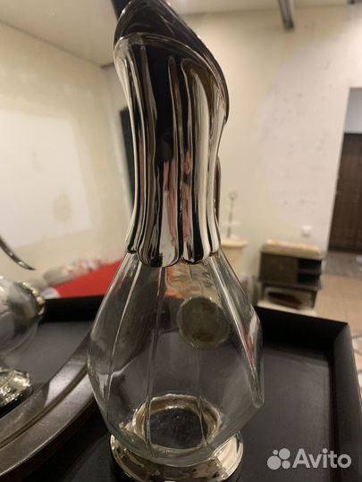 Винтаж Декантер Утка.Молочное стекло. антик