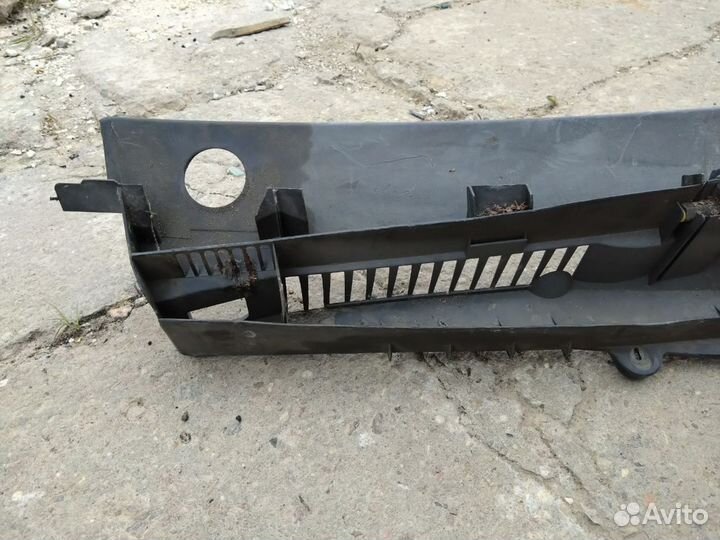 Жабо Mercedes w168 A1688300213