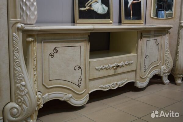 Тумба тв марселла крем корень глянец Эра