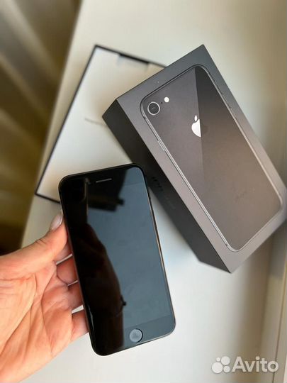 Apple iPhone 8 64gb черный