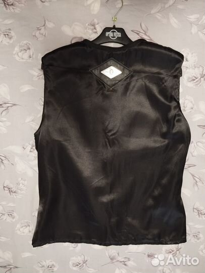 Жилетка на меху размер 48-50