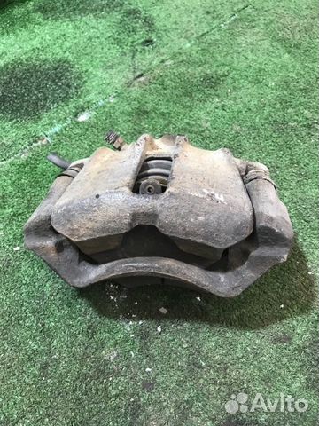 Суппорт передний левый Audi 80 B3 JN 1.8 1990