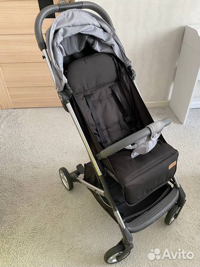 Прогулочная коляска gugas