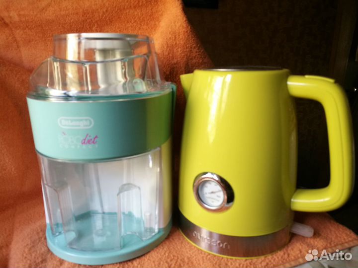 Соковыжималка Delonghi. Компактная