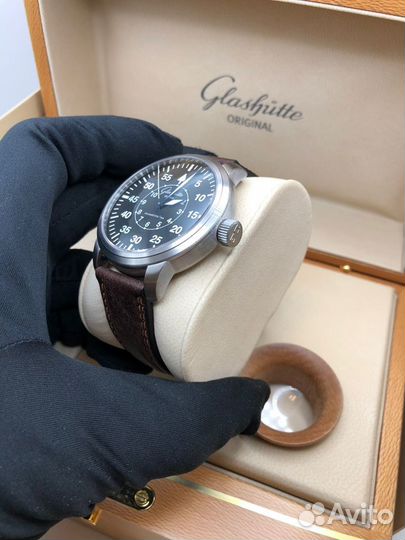 Glashütte Original Senator Navigator 44мм