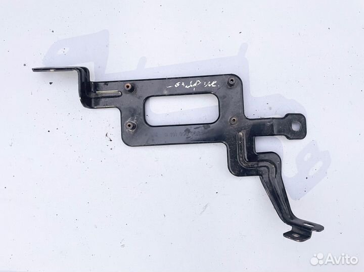 Крепление эбу Hyundai Solaris