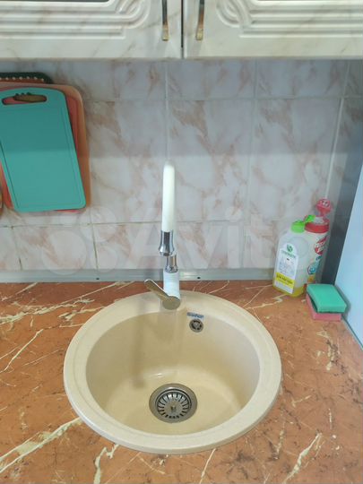 2-к. квартира, 52 м², 1/5 эт.
