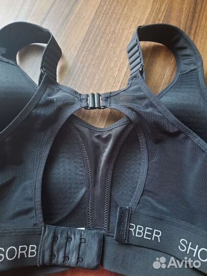 Спортивный бюстгальтер