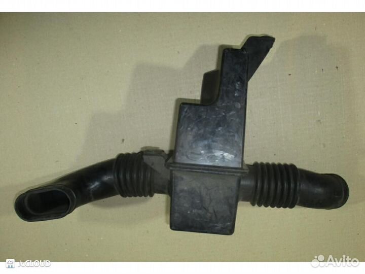 Воздухозаборник на chevrolet cruze HR52S M13A