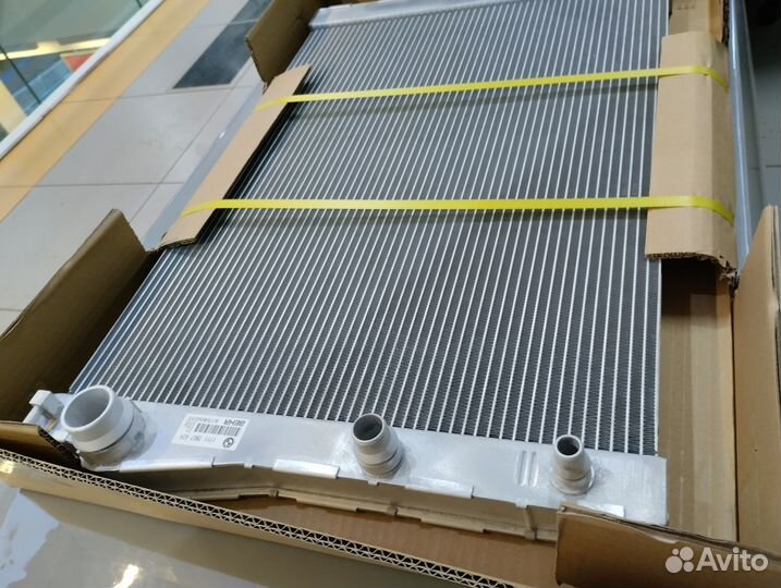 Радиатор двигателя BMW N57 D30 N52