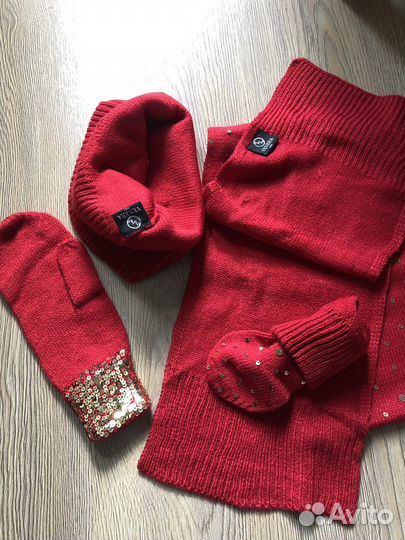 Набор (шапка, шарф, варежки)