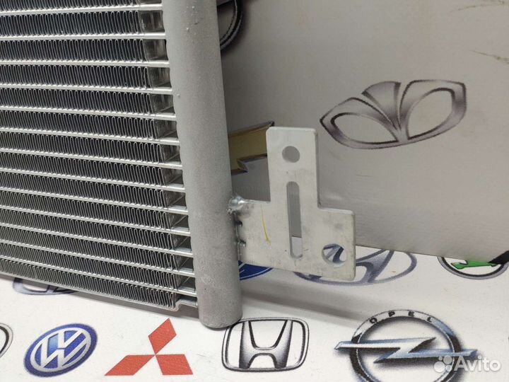 Радиатор кондиционера Volvo XC90 (05-14)