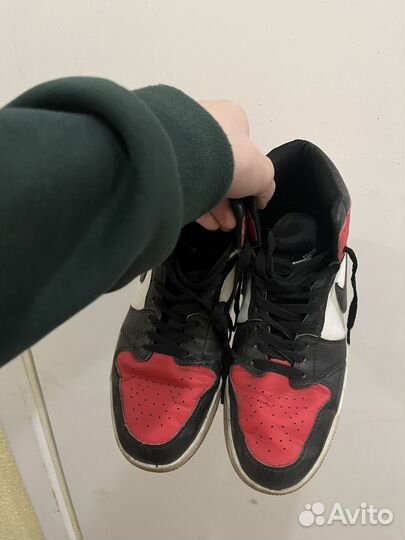 Продаю Air Jordan 1. Фастом красные