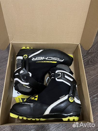 Лыжные ботинки fischer rc5 skate