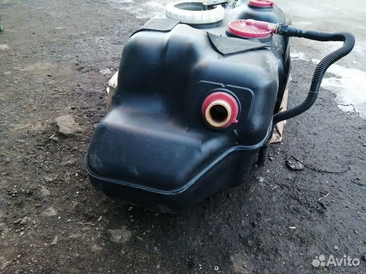 Топливный бак Toyota Land Cruiser Prado 120