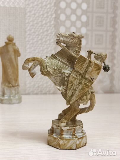 Шахматные фигуры из серии 