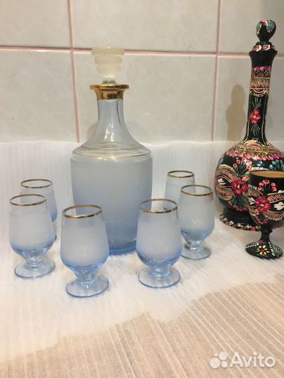 Графин штоф со стопками винтаж цветное стекло