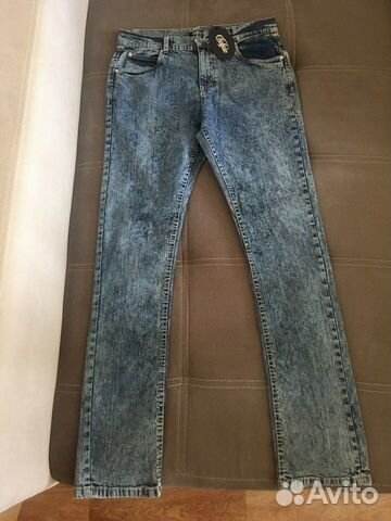 Джинсы новые