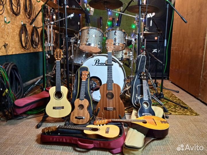 Уроки игры на укулеле, преподаватель