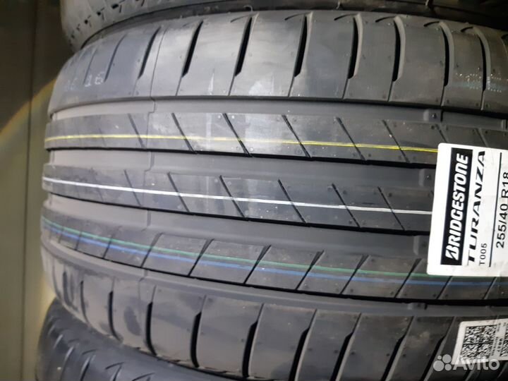 Bridgestone Turanza T005 255/40 R18