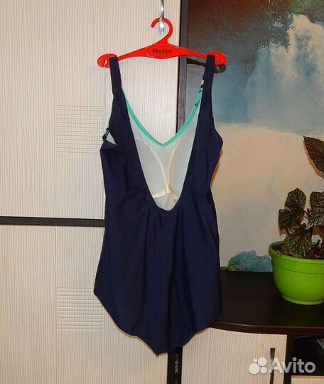 Купальник женский слитный 48