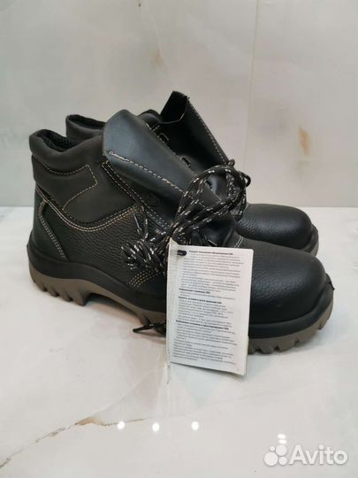 Ботинки сапоги 42 размер натуральная кожа