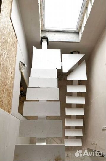 Обшивка ступеней Ясенем