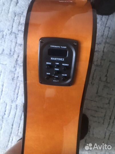 Электроакустическая гитара martinez
