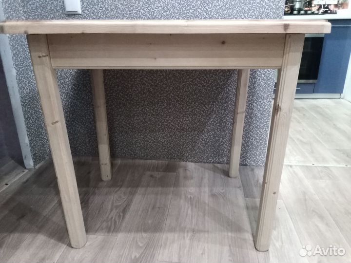 Стол из массива 800х600