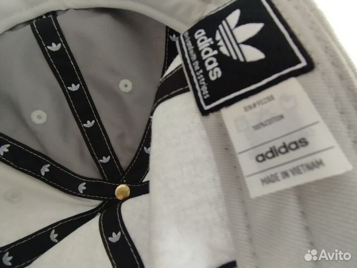 Бейсболка Adidas, оригинал, женская
