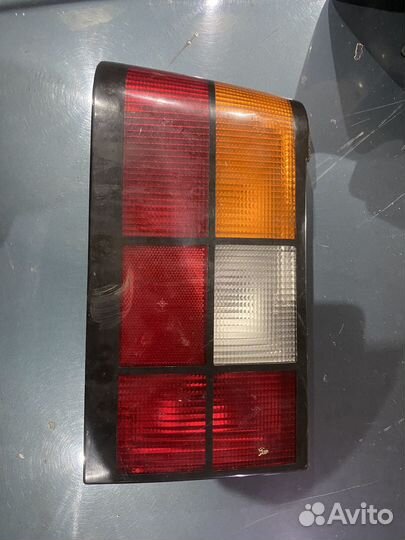 Фонарь задний левый вольво 440